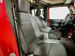 Used 2019  Jeep Wrangler Unlimited 4d SUV 4WD Sport S at Graham Auto Mall near Mansfield&comma; OH