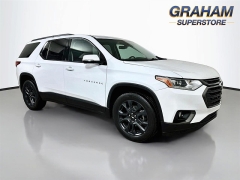  2020 Chevrolet Traverse 4d SUV AWD RS at Dutro Auto near Zanesville&comma; OH