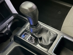 Used 2019  Toyota Tacoma 4WD Access Cab SR at Graham Auto Mall near Mansfield&comma; OH