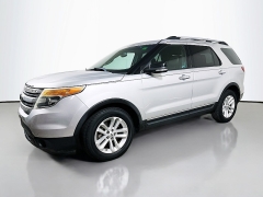 Used 2014  Ford Explorer 4d SUV FWD XLT at Dutro Auto near Zanesville&comma; OH