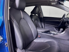 Used 2020  Toyota Camry 4d Sedan XSE at Dutro Auto near Zanesville&comma; OH