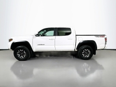 Used 2022  Toyota Tacoma 4WD TRD Off Road Double Cab 5ft Bed V6 AT at Dutro Auto near Zanesville&comma; OH