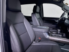 Used 2022  Chevrolet Silverado 1500 4WD Crew Cab 157" LTZ at Dutro Auto near Zanesville&comma; OH