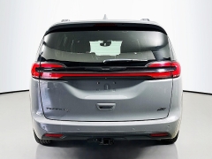Used 2021  Chrysler Pacifica Touring L AWD at Dutro Auto near Zanesville&comma; OH