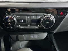 New 2026  Chevrolet Trax FWD 4dr ACTIV at Dutro Auto near Zanesville&comma; OH