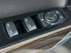 Used 2019  Chevrolet Silverado 1500 4WD Crew Cab RST at Dutro Auto near Zanesville&comma; OH
