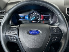 Used 2017  Ford Explorer 4d SUV 4WD XLT at Dutro Auto near Zanesville&comma; OH