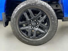 Used 2023  Chevrolet Silverado 1500 4WD Crew Cab 147" Custom at Dutro Auto near Zanesville&comma; OH