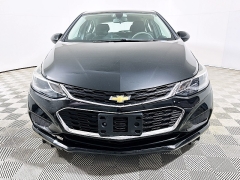 Used 2017  Chevrolet Cruze 4d Hatchback LT Auto at Dutro Auto near Zanesville&comma; OH