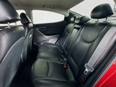 Used 2015  Hyundai Elantra 4d Sedan SE Auto at Dutro Auto near Zanesville&comma; OH