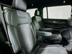 Used 2022  Jeep Grand Cherokee L Altitude 4x4 at Dutro Auto near Zanesville&comma; OH