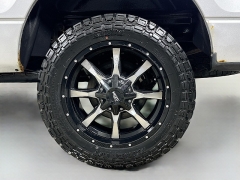 Used 2011  Ford F-150 4WD Supercab XLT at Dutro Auto near Zanesville&comma; OH