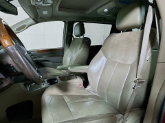 Used 2013  Chrysler Town & Country 4d Wagon Limited at Graham Auto Mall near Mansfield&comma; OH