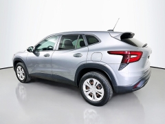 Used 2024  Chevrolet Trax FWD 4dr LS at Dutro Auto near Zanesville&comma; OH