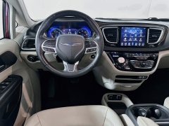 Used 2019  Chrysler Pacifica 4d Wagon Touring L at Dutro Auto near Zanesville&comma; OH