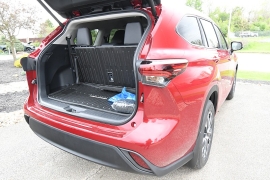 New 2026  Toyota Highlander XLE AWD at Dutro Auto near Zanesville&comma; OH