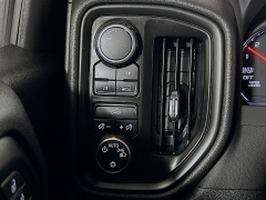 Used 2022  Chevrolet Silverado 1500 4WD Crew Cab 147" Custom at Graham Auto Mall near Mansfield&comma; OH