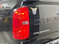 Used 2021  Chevrolet Colorado 4WD Crew Cab 128" Work Truck at Dutro Auto near Zanesville&comma; OH