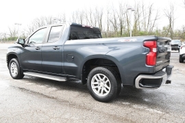 Used 2019  Chevrolet Silverado 1500 4WD Double Cab LT at Dutro Auto near Zanesville&comma; OH