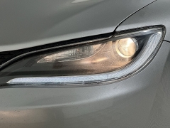 Used 2016  Chrysler 200 4d Sedan Limited I4 at Graham Auto Mall near Mansfield&comma; OH