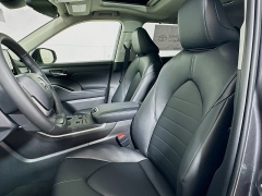 New 2025  Toyota Highlander XLE AWD at Graham Auto Mall near Mansfield, OH