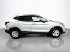 Used 2020  Nissan Rogue Sport 4d SUV FWD S at Dutro Auto near Zanesville&comma; OH