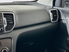 Used 2018  Kia Sportage 4d SUV FWD LX w&sol;Popular Pkg at Dutro Auto near Zanesville&comma; OH