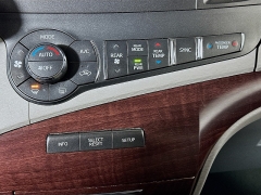 Used 2014 Toyota Sienna 4d Wagon XLE w/Auto Access Seat at Dutro Auto near Zanesville, OH