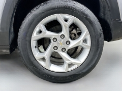 Used 2024  Chevrolet Trax FWD 4dr LS at Dutro Auto near Zanesville&comma; OH