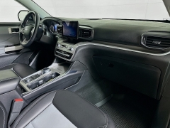 Used 2022  Ford Explorer XLT 4WD at Dutro Auto near Zanesville, OH