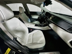 Used 2015  Kia K900 4d Sedan Luxury at Graham Auto Mall near Mansfield&comma; OH
