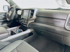 Used 2019  Ram 1500 4WD Crew Cab Big Horn&sol;Lone Star at Dutro Auto near Zanesville&comma; OH