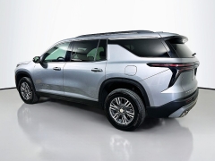 Used 2026  Chevrolet Traverse AWD 4dr LT w&sol;2LT at Dutro Auto near Zanesville&comma; OH