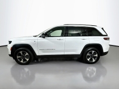 Used 2022  Jeep Grand Cherokee 4xe 4x4 at Dutro Auto near Zanesville&comma; OH