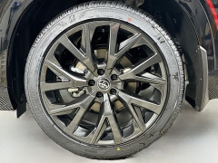 New 2025  Toyota Crown Signia Limited AWD at Dutro Auto near Zanesville&comma; OH