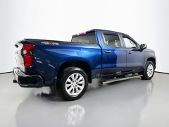 Used 2020  Chevrolet Silverado 1500 4WD Crew Cab Custom at Dutro Auto near Zanesville&comma; OH