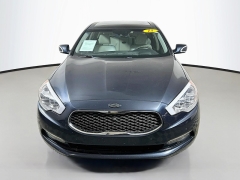 Used 2015  Kia K900 4d Sedan Luxury at Graham Auto Mall near Mansfield&comma; OH