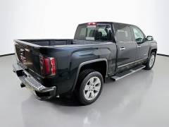 Used 2018  GMC Sierra 1500 4WD Crew Cab SLT at Dutro Auto near Zanesville&comma; OH