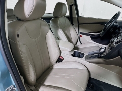 Used 2012  Ford Focus 4d Sedan SEL at Dutro Auto near Zanesville&comma; OH