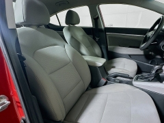 Used 2020  Hyundai Elantra 4d Sedan SEL at Dutro Auto near Zanesville, OH