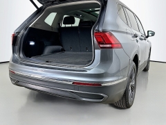 Used 2022  Volkswagen Tiguan 2&period;0T SE 4MOTION at Graham Auto Mall near Mansfield&comma; OH
