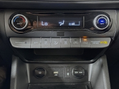 Used 2022  Hyundai Kona Limited DCT AWD at Graham Auto Mall near Mansfield, OH