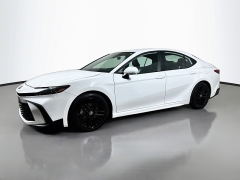 Used 2025  Toyota Camry SE at Dutro Auto near Zanesville&comma; OH