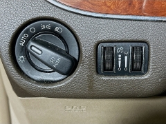 Used 2013  Chrysler Town & Country 4d Wagon Limited at Graham Auto Mall near Mansfield&comma; OH