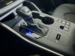 Used 2025  Toyota Highlander Hybrid XLE Nightshade AWD at Dutro Auto near Zanesville&comma; OH