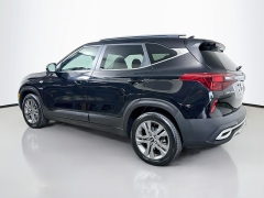 Used 2021  Kia Seltos 4d SUV AWD S at Graham Auto Mall near Mansfield&comma; OH