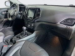 Used 2019  Jeep Cherokee 4d SUV 4WD Limited 3&period;2L at Dutro Auto near Zanesville&comma; OH