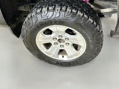 Used 2017  Chevrolet Silverado 1500 4WD Double Cab LT Z71 at Dutro Auto near Zanesville&comma; OH