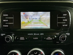 Used 2016  Kia Soul 4d Hatchback &plus; at Dutro Auto near Zanesville&comma; OH