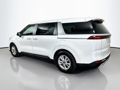 Used 2023  Kia Carnival LX Seat Package FWD at Dutro Auto near Zanesville&comma; OH
